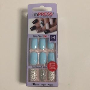 Impress Medium Length Nails